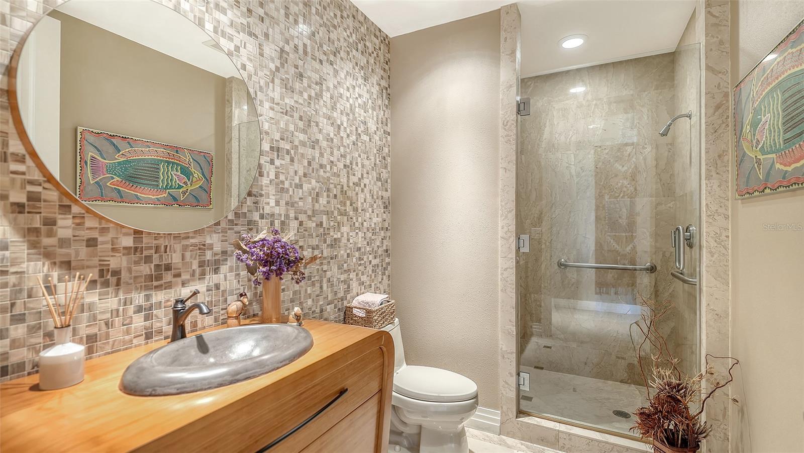 Image 43 of 80 For 990 Blvd Of The Arts  604