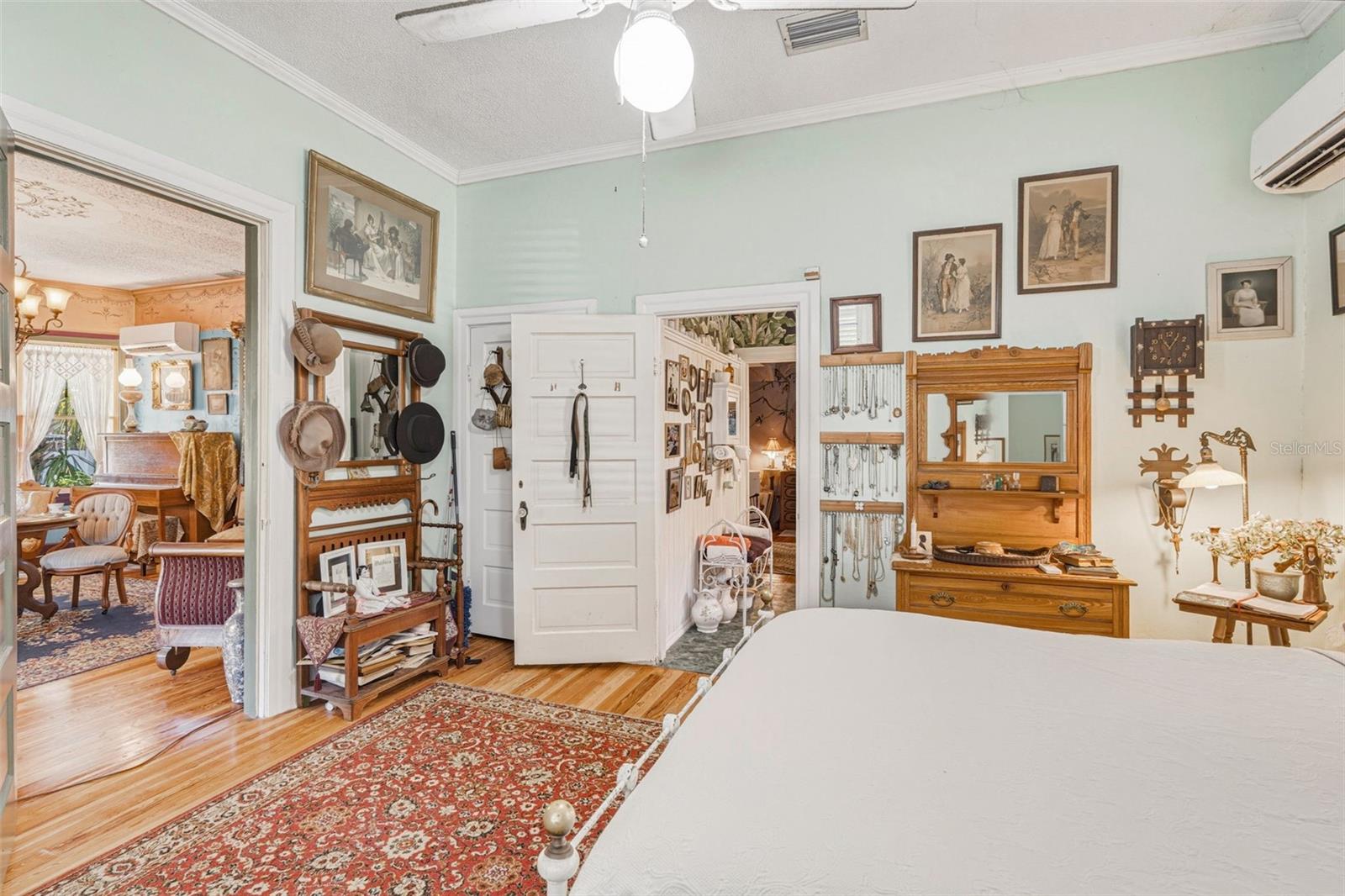 Image 20 of 45 For 223 Monroe Avenue