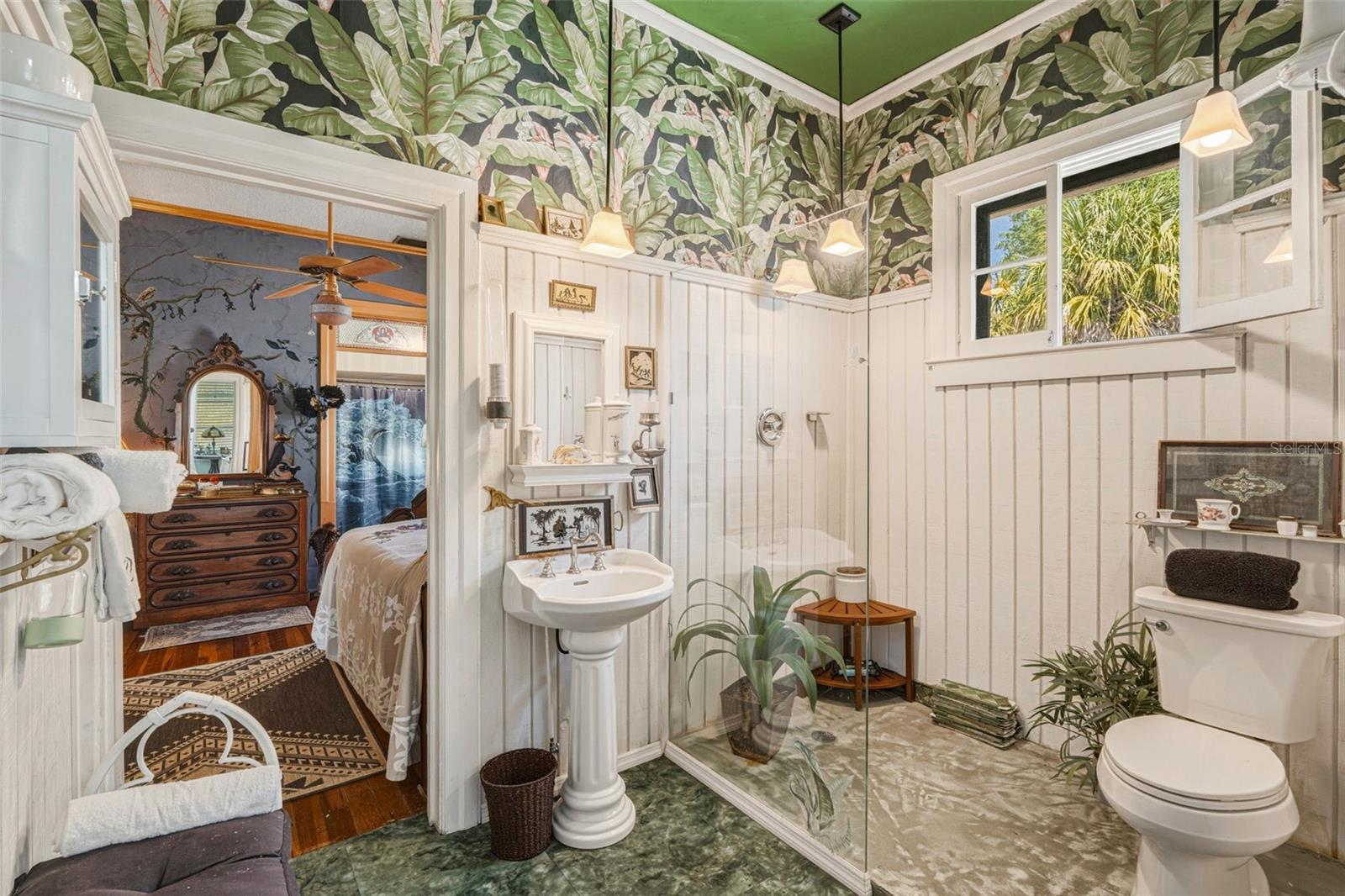 Image 21 of 45 For 223 Monroe Avenue