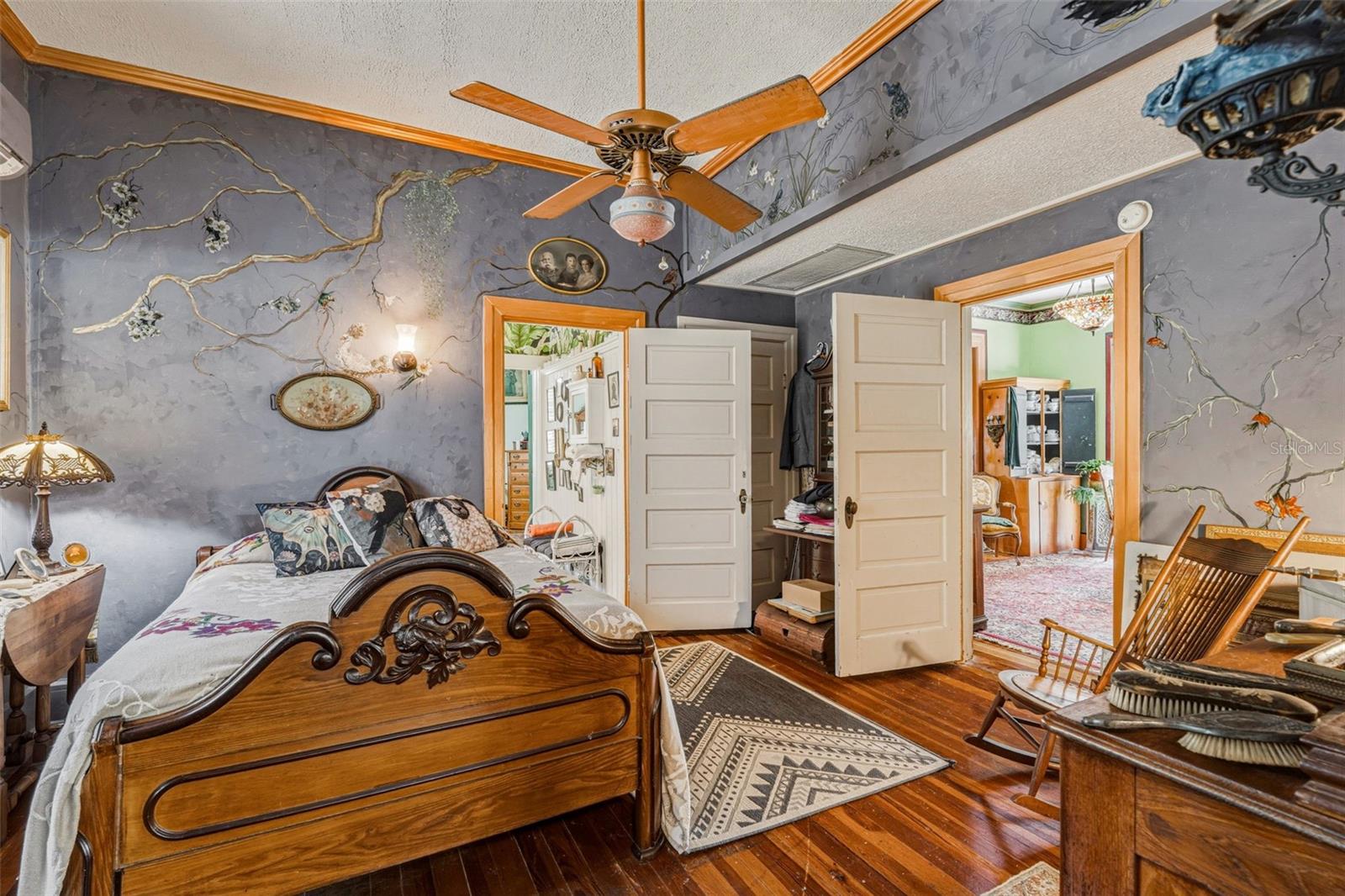 Image 25 of 45 For 223 Monroe Avenue