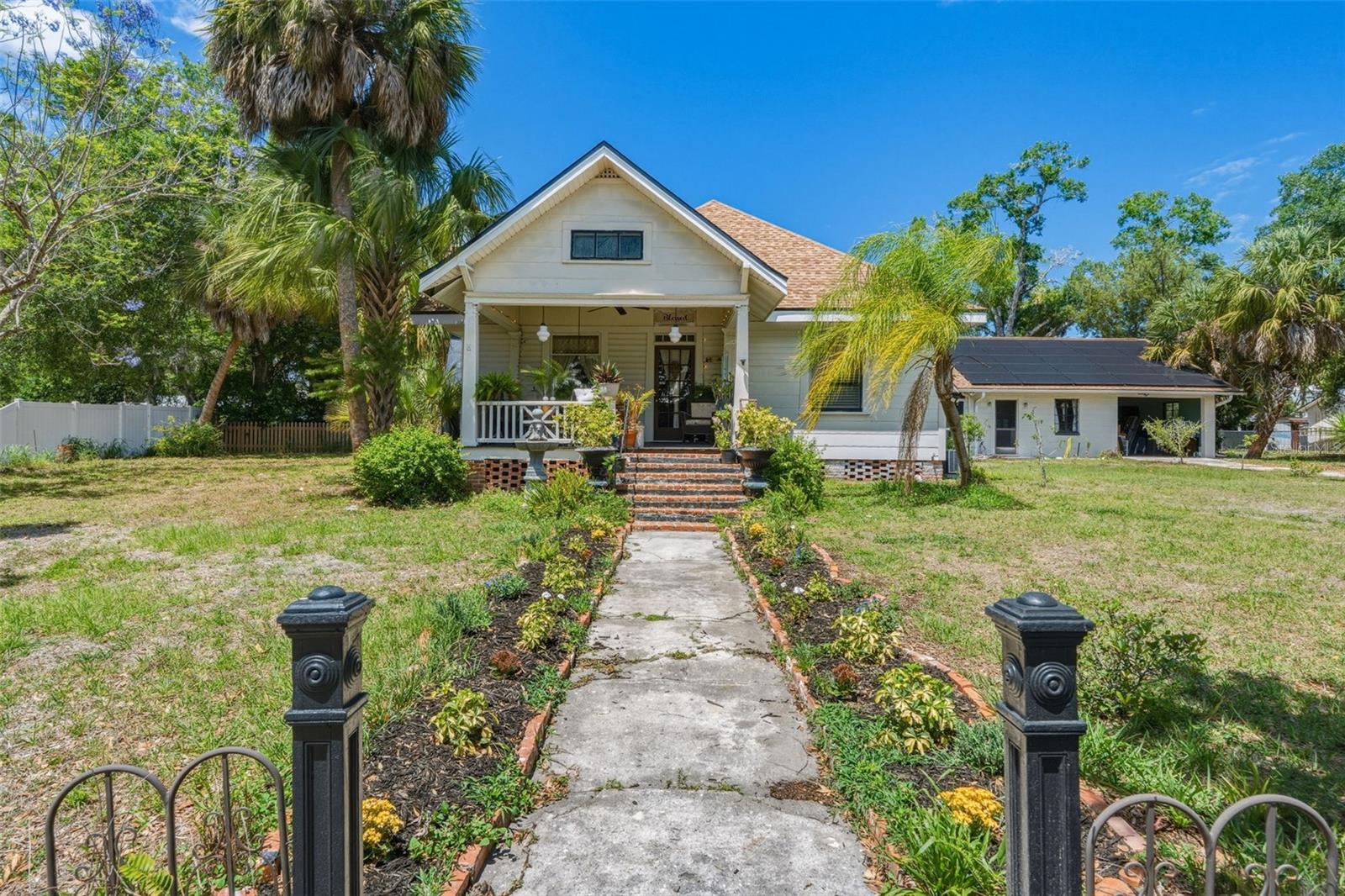 Image 3 of 45 For 223 Monroe Avenue