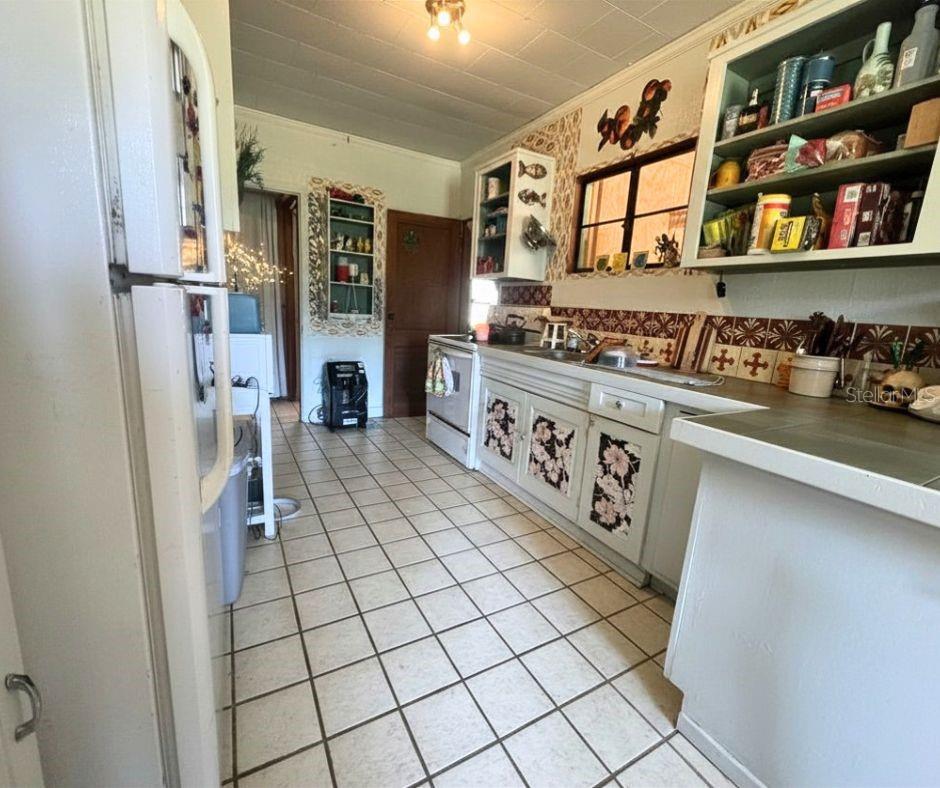 Image 34 of 45 For 223 Monroe Avenue