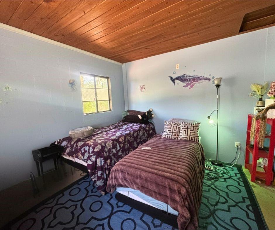 Image 38 of 45 For 223 Monroe Avenue