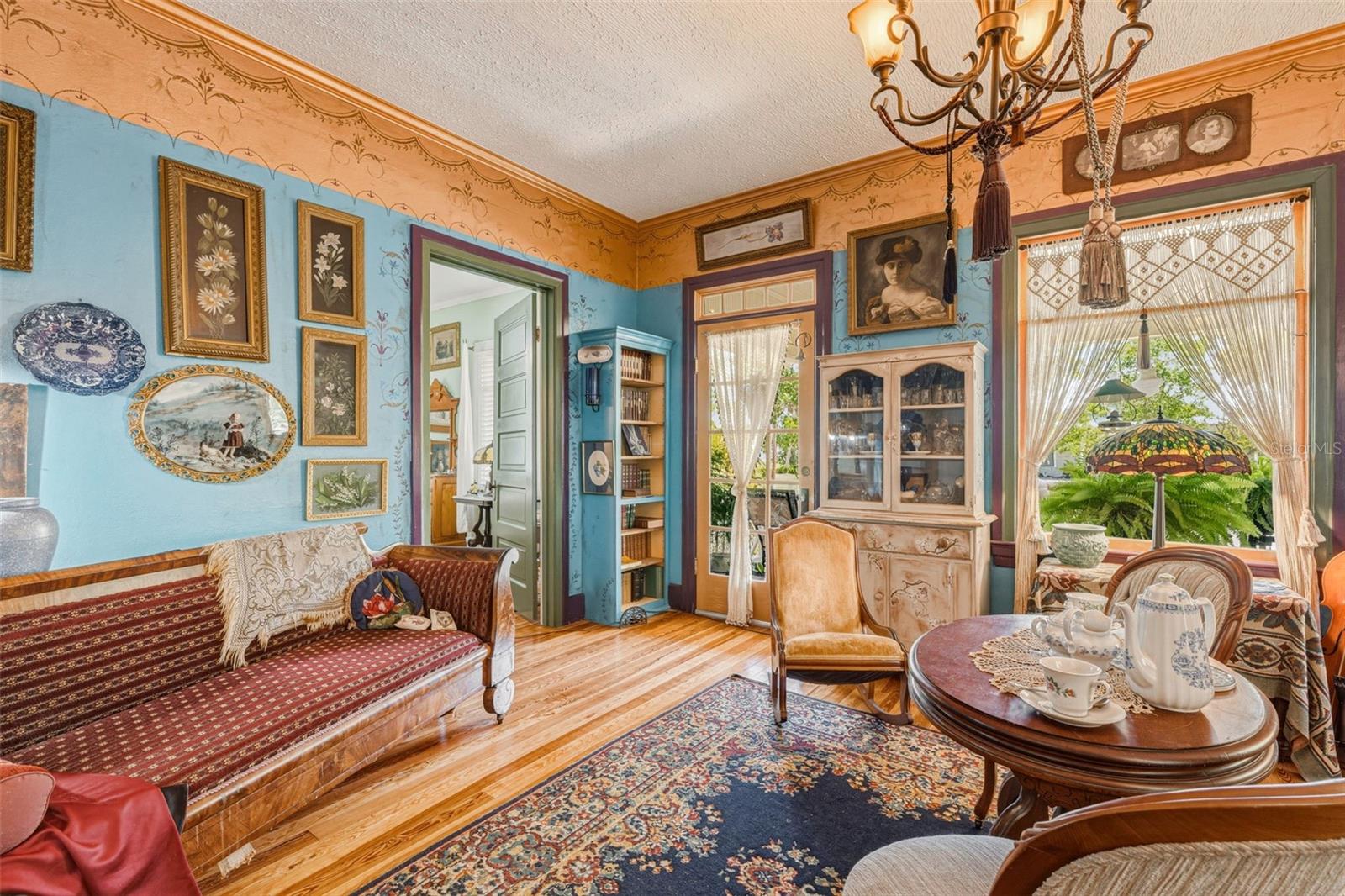 Image 8 of 45 For 223 Monroe Avenue