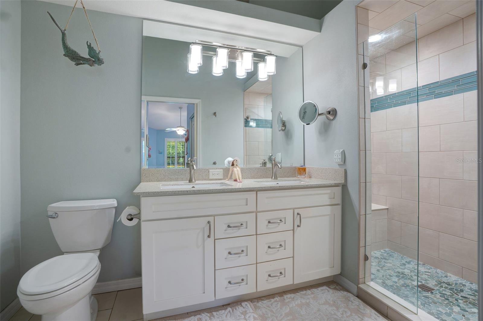 Image 9 of 37 For 5310 Hyland Hills Avenue 2124