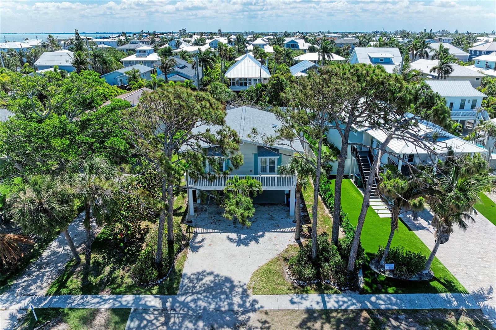 Image 3 of 50 For 517 Spring Avenue