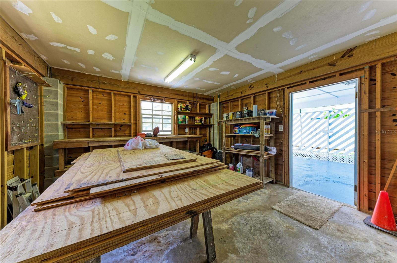 Image 39 of 50 For 517 Spring Avenue