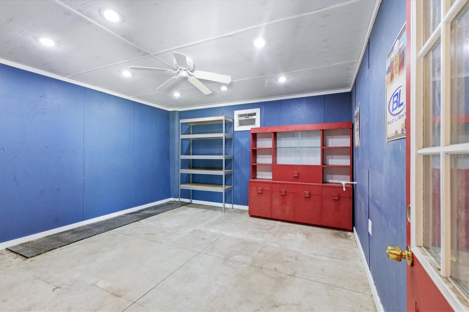 Image 38 of 49 For 30981 Singletary Road