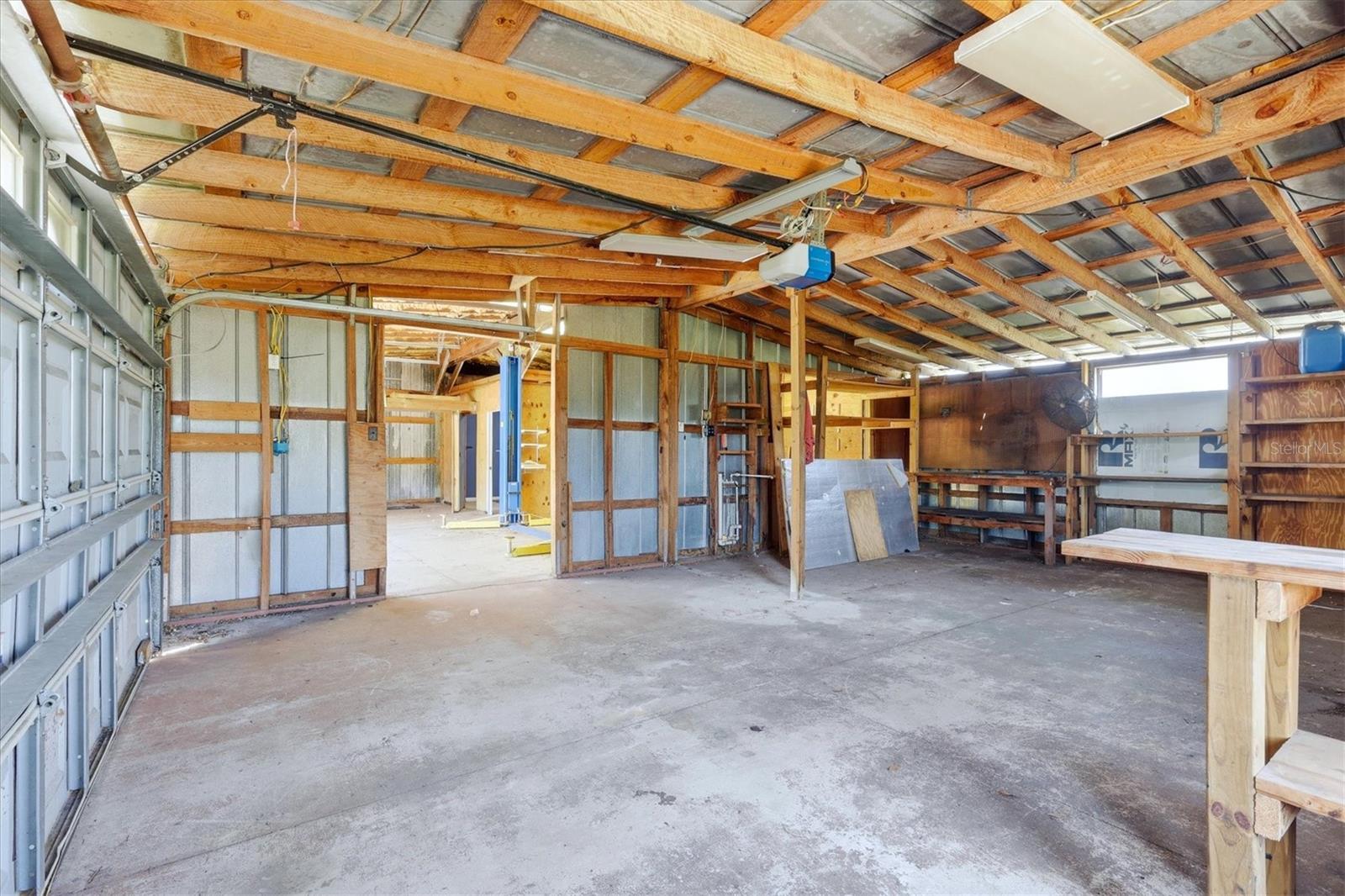 Image 39 of 49 For 30981 Singletary Road