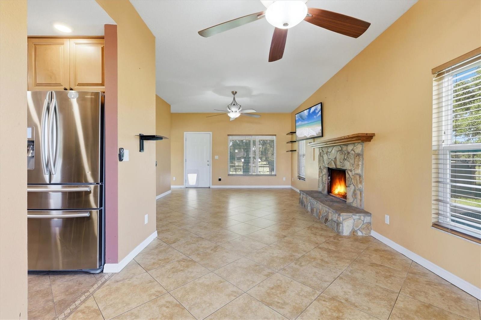 Image 7 of 49 For 30981 Singletary Road