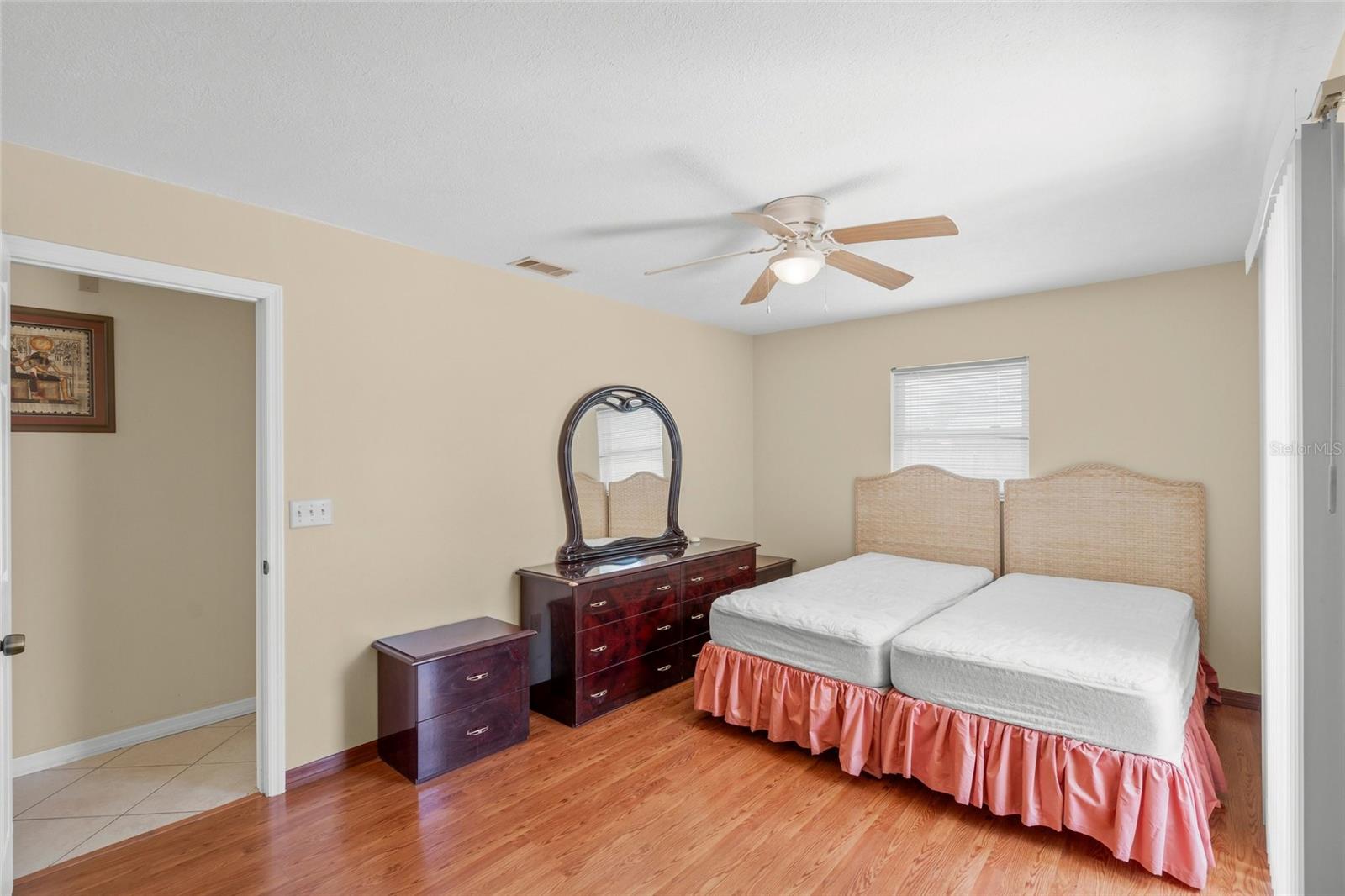 Image 10 of 41 For 1036 Hope Street