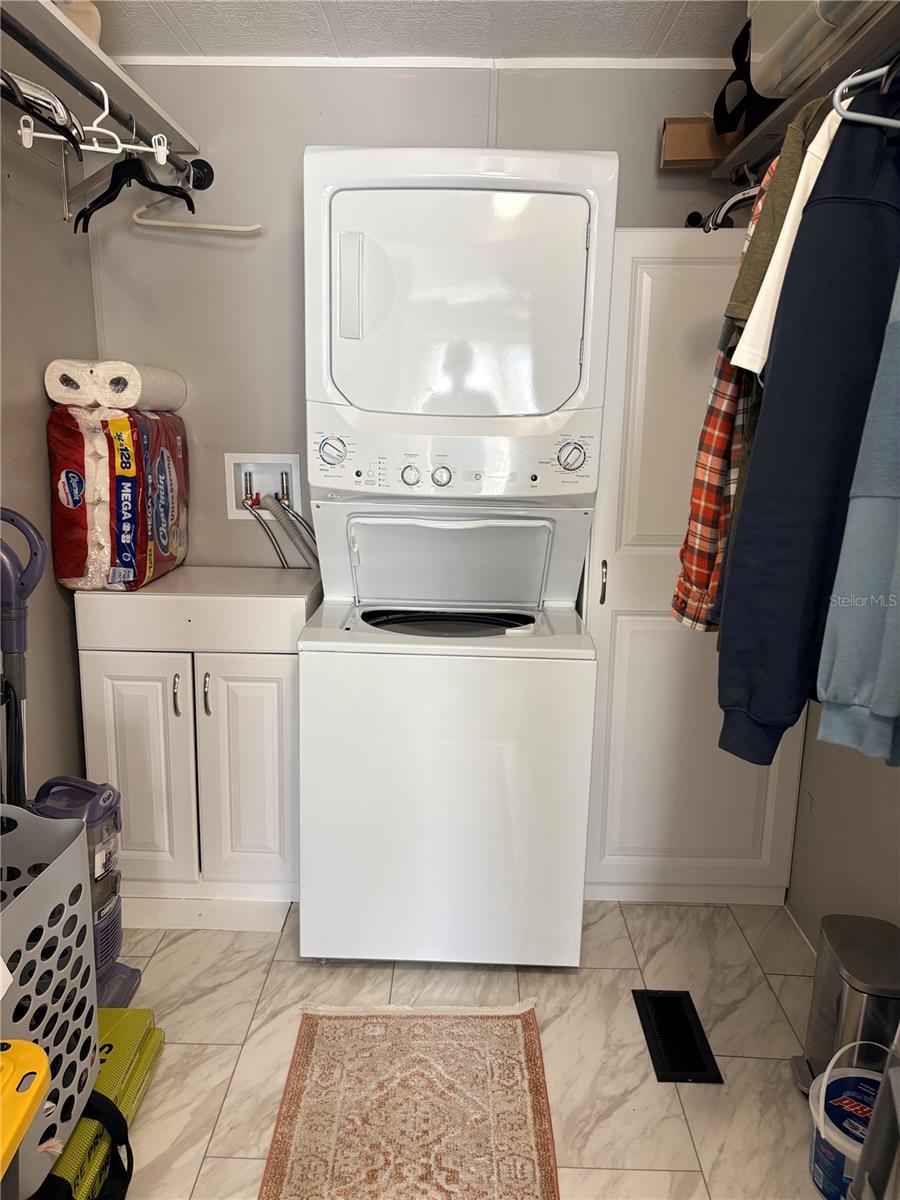 Image 18 of 29 For 3170 Running Deer Drive