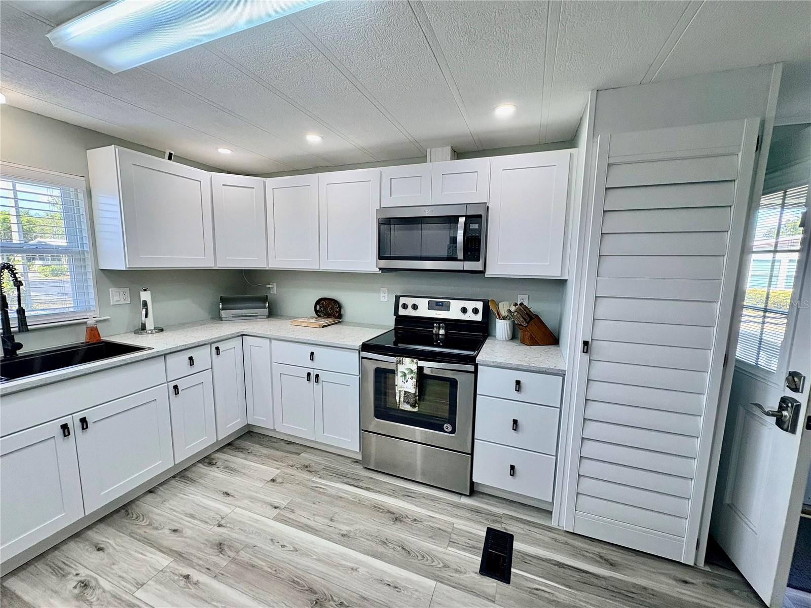 Image 5 of 29 For 3170 Running Deer Drive