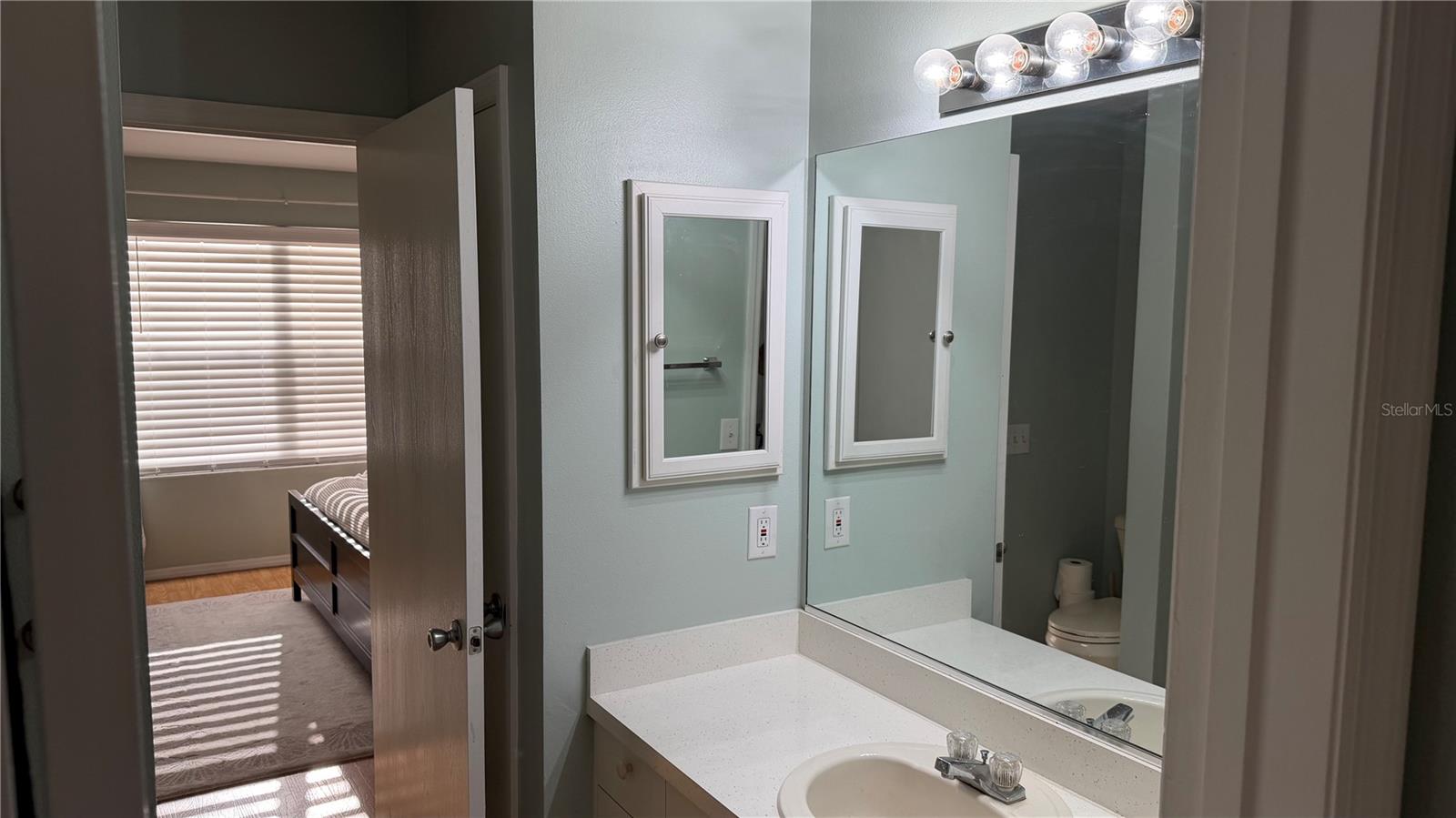 Image 12 of 14 For 17437 82nd Albemarle Avenue