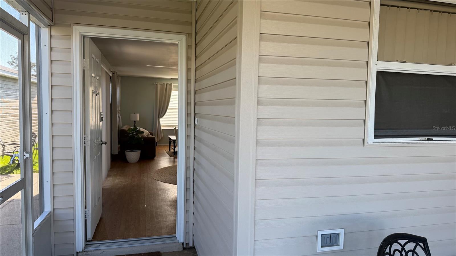 Image 2 of 14 For 17437 82nd Albemarle Avenue