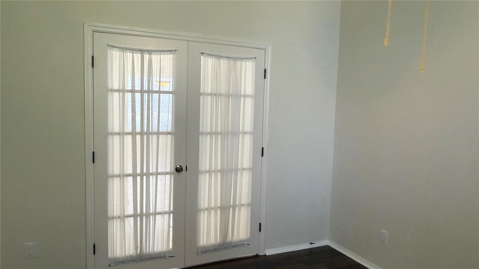 Image 21 of 32 For 5115 51st Lane W