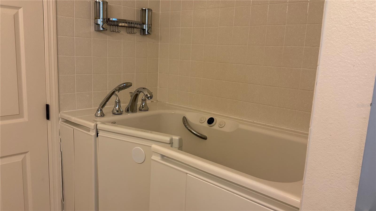 Image 22 of 32 For 5115 51st Lane W