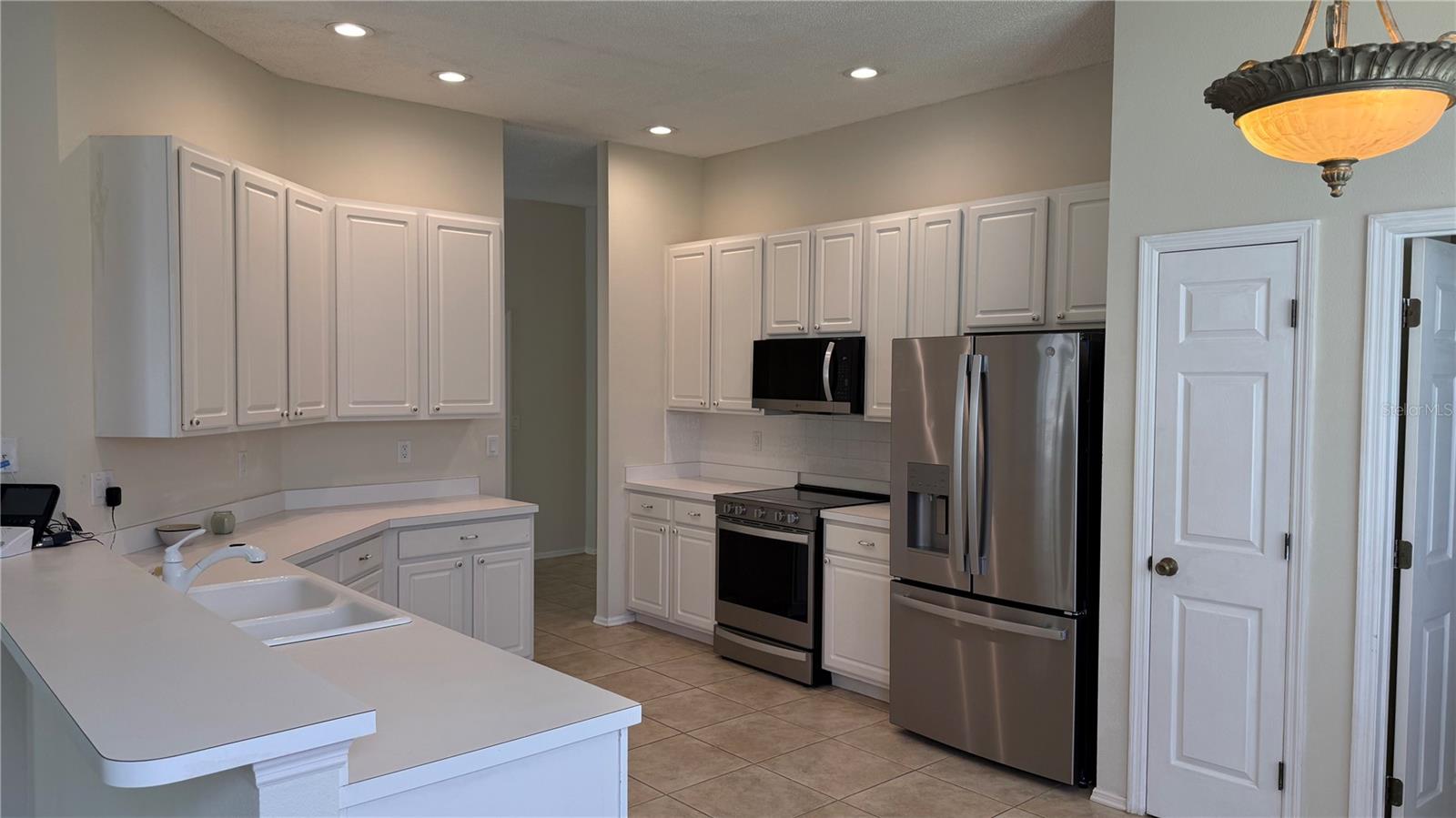 Image 8 of 32 For 5115 51st Lane W