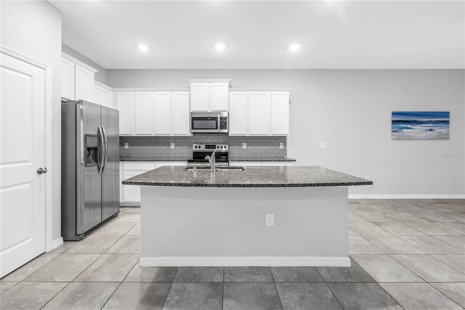 Image 10 of 55 For 8685 Daydream Street