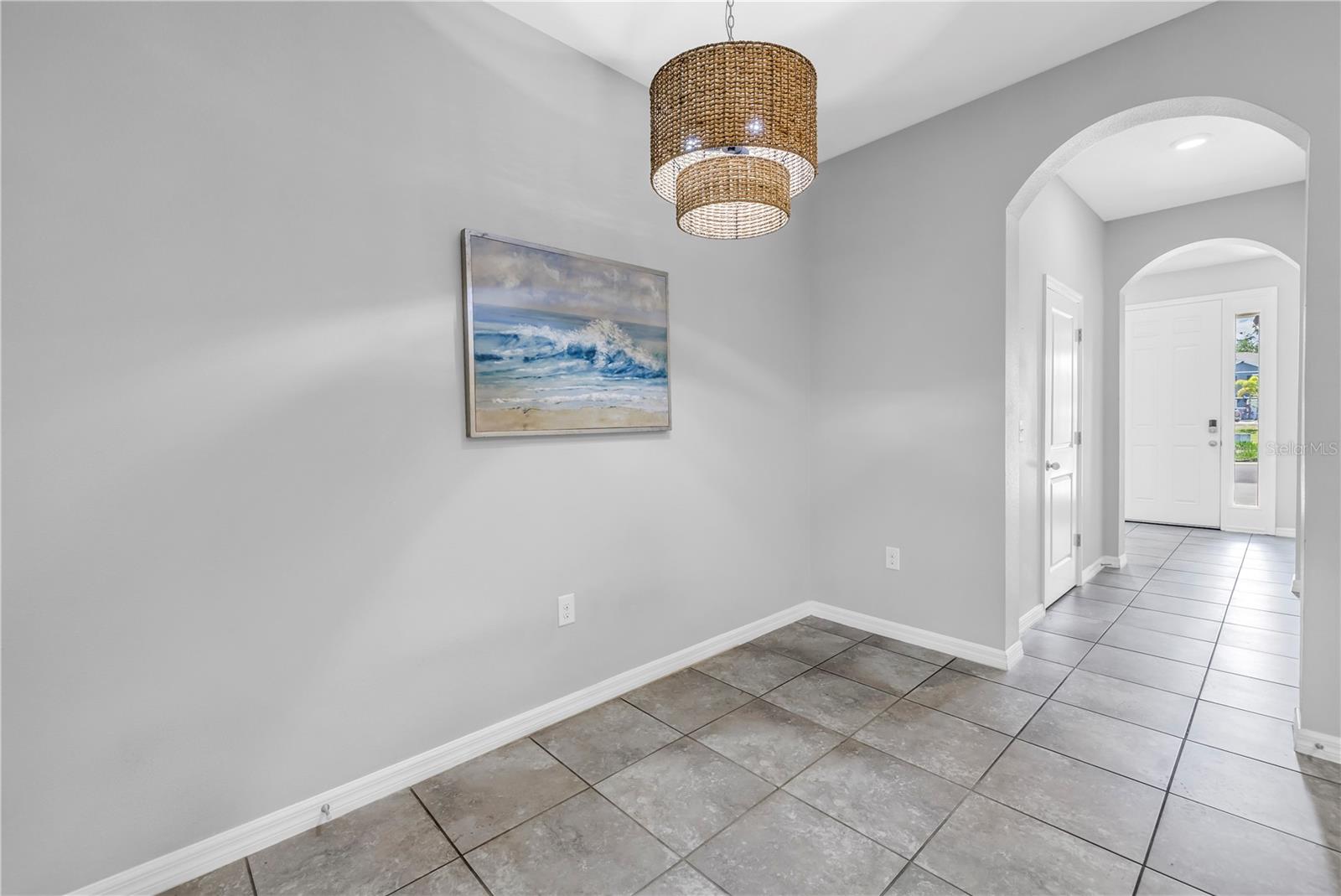 Image 11 of 55 For 8685 Daydream Street