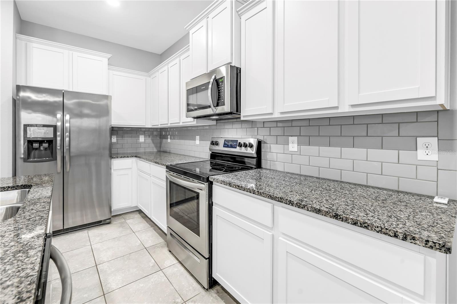 Image 16 of 55 For 8685 Daydream Street