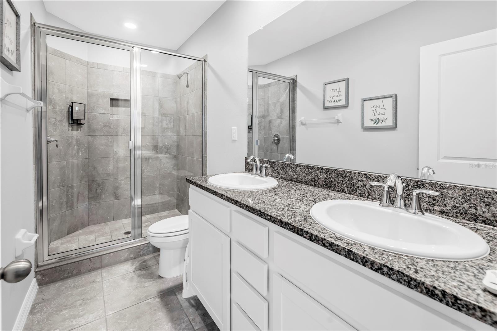 Image 27 of 55 For 8685 Daydream Street