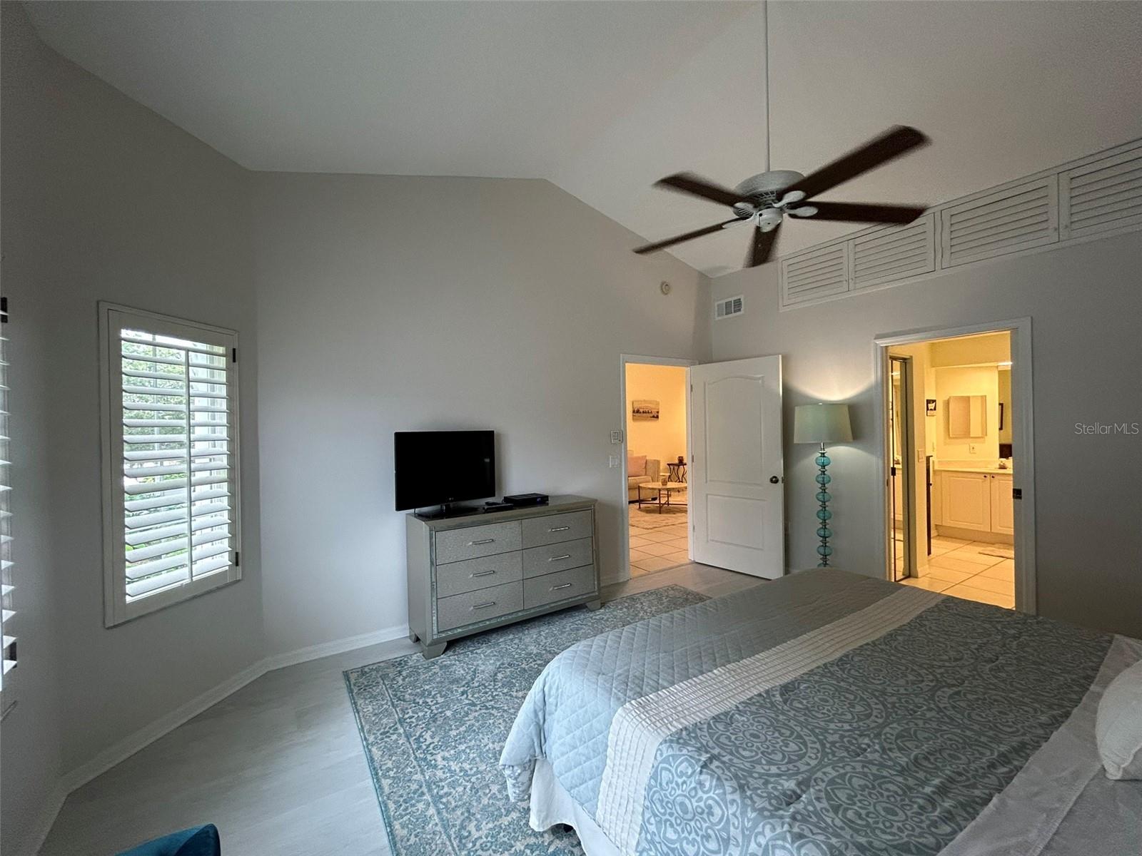 Image 20 of 32 For 3605 54th Drive W 203