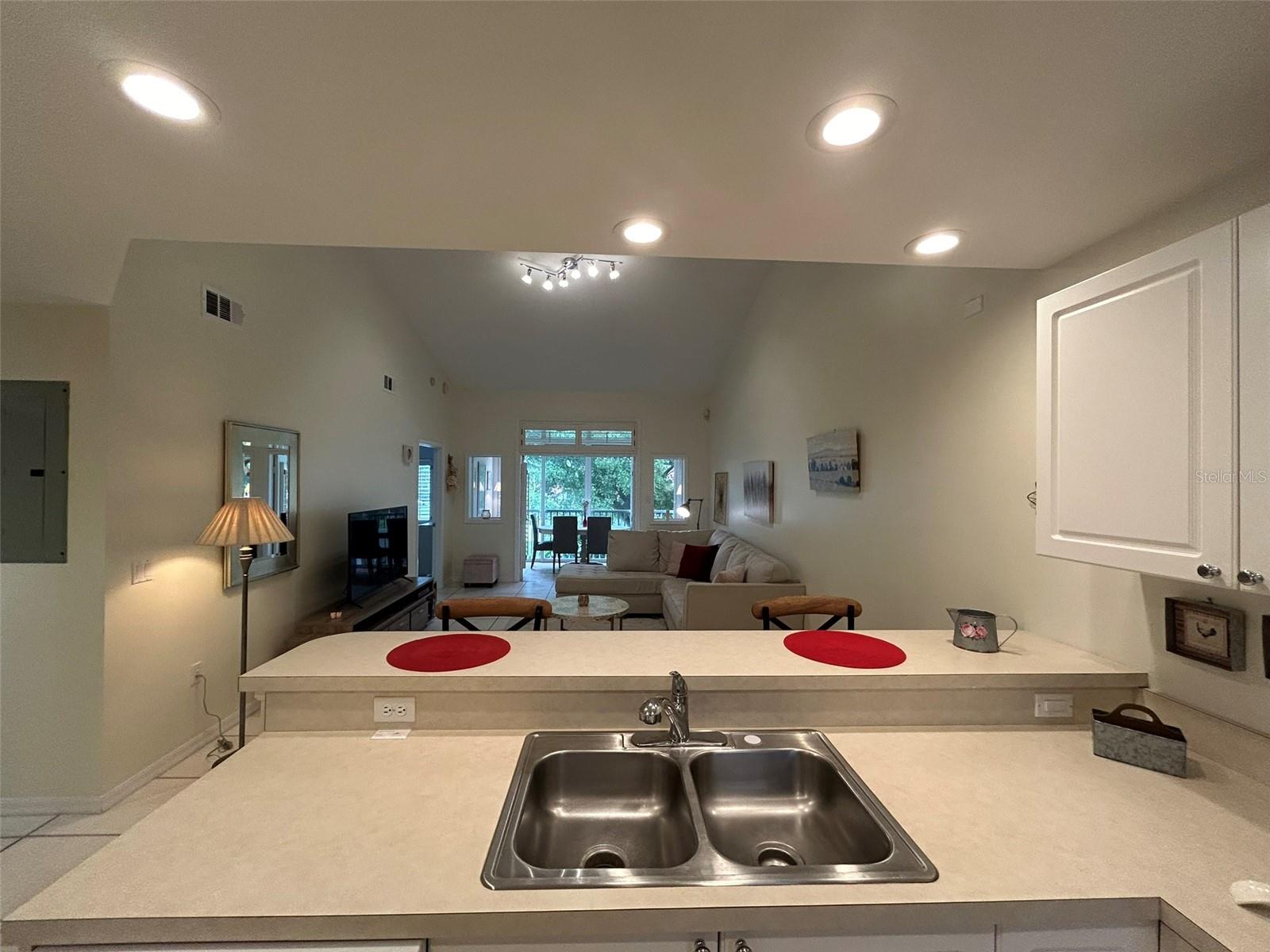 Image 5 of 32 For 3605 54th Drive W 203