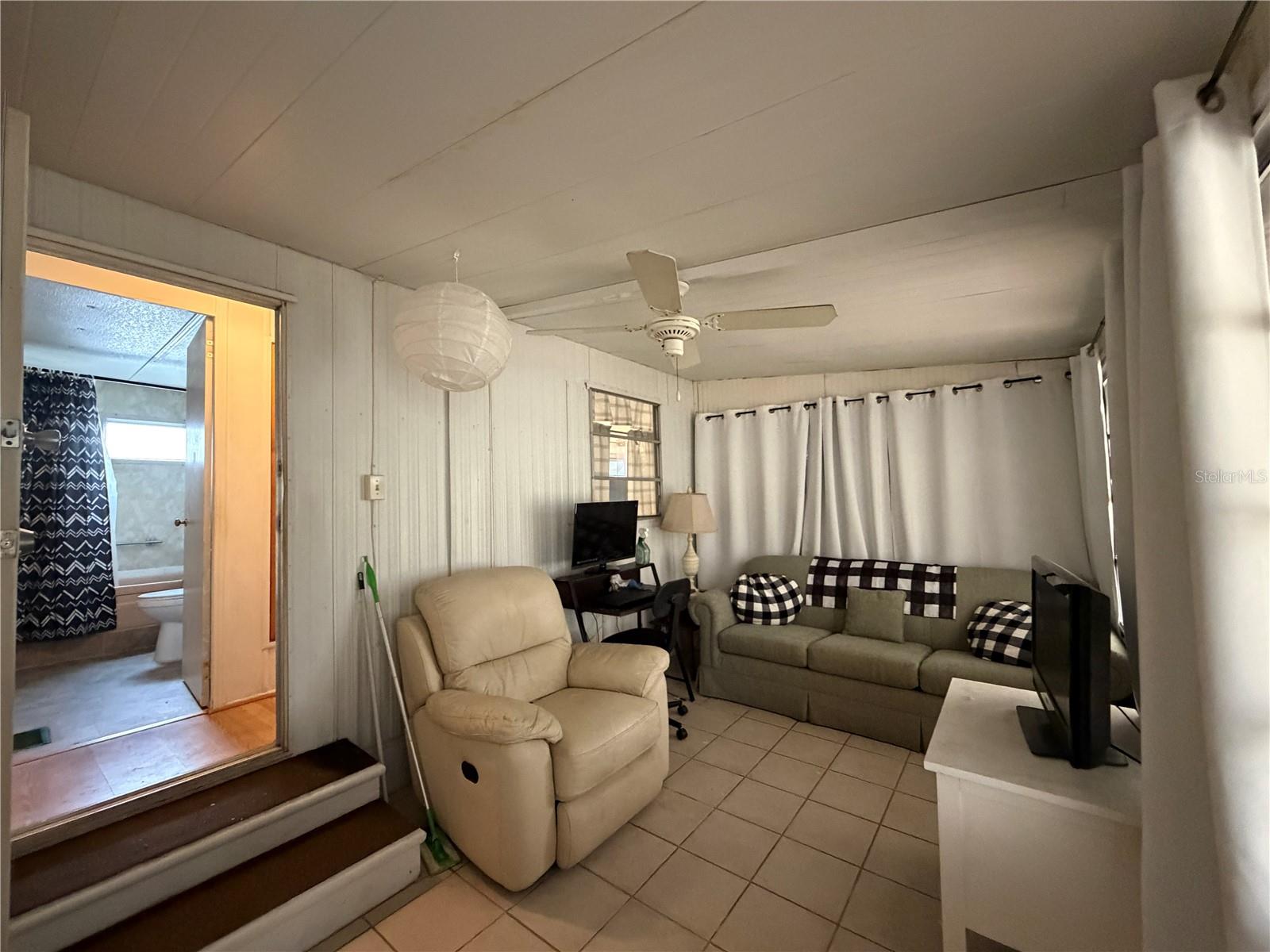 Image 8 of 21 For 4108 10th Street Court E