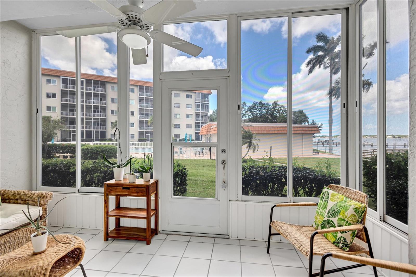 Image 30 of 47 For 1600 1st Avenue W 102a