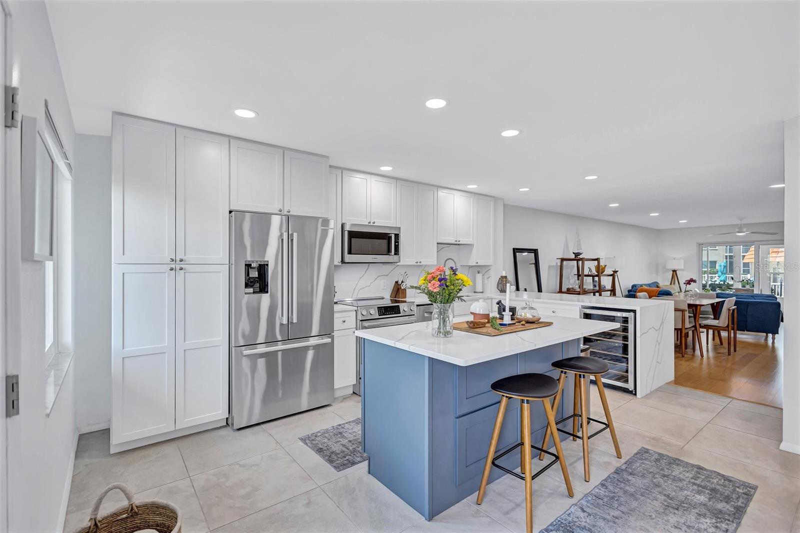 Image 8 of 47 For 1600 1st Avenue W 102a