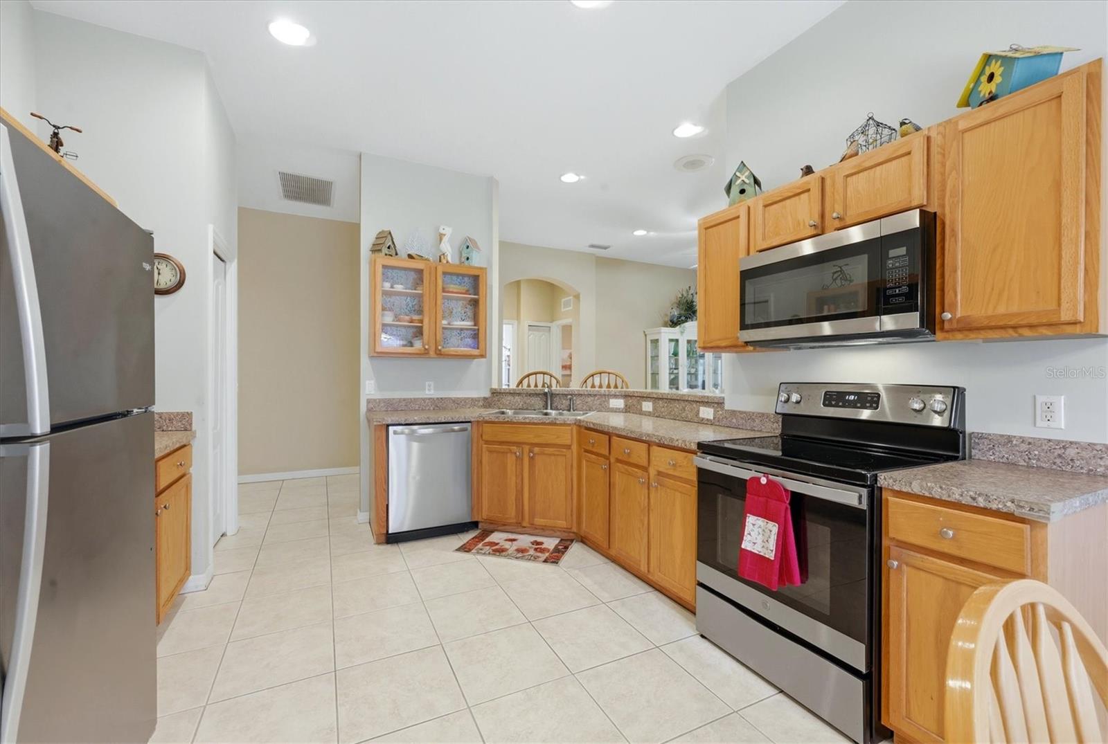 Image 18 of 41 For 1528 Scarlett Avenue