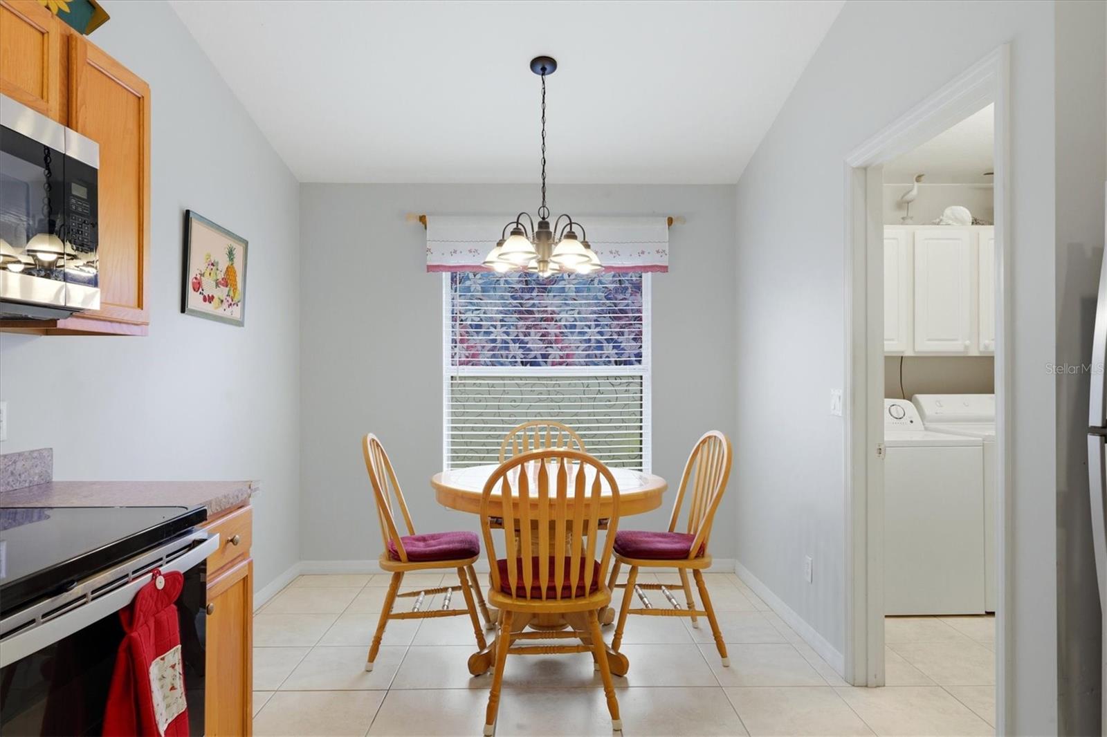 Image 20 of 41 For 1528 Scarlett Avenue