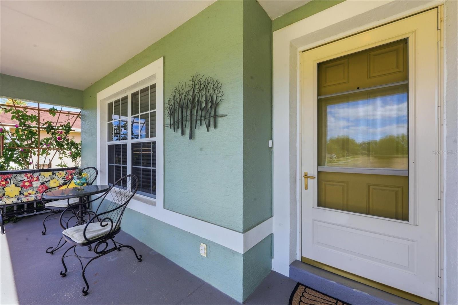 Image 7 of 41 For 1528 Scarlett Avenue