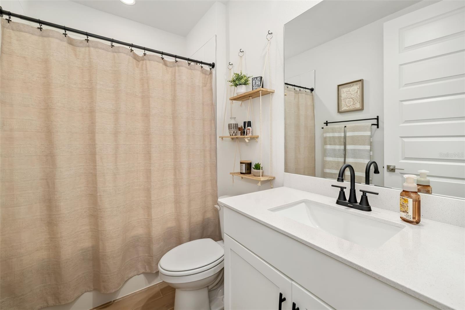 Image 18 of 49 For 14086 Ginnie Springs Way