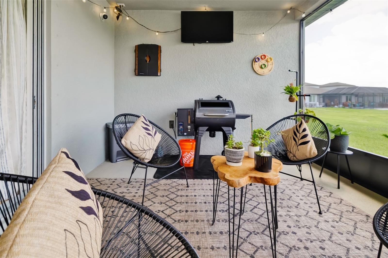 Image 24 of 49 For 14086 Ginnie Springs Way