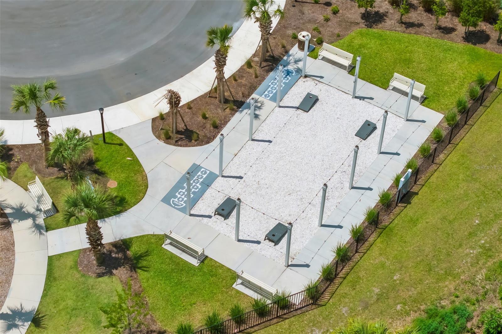 Image 44 of 49 For 14086 Ginnie Springs Way