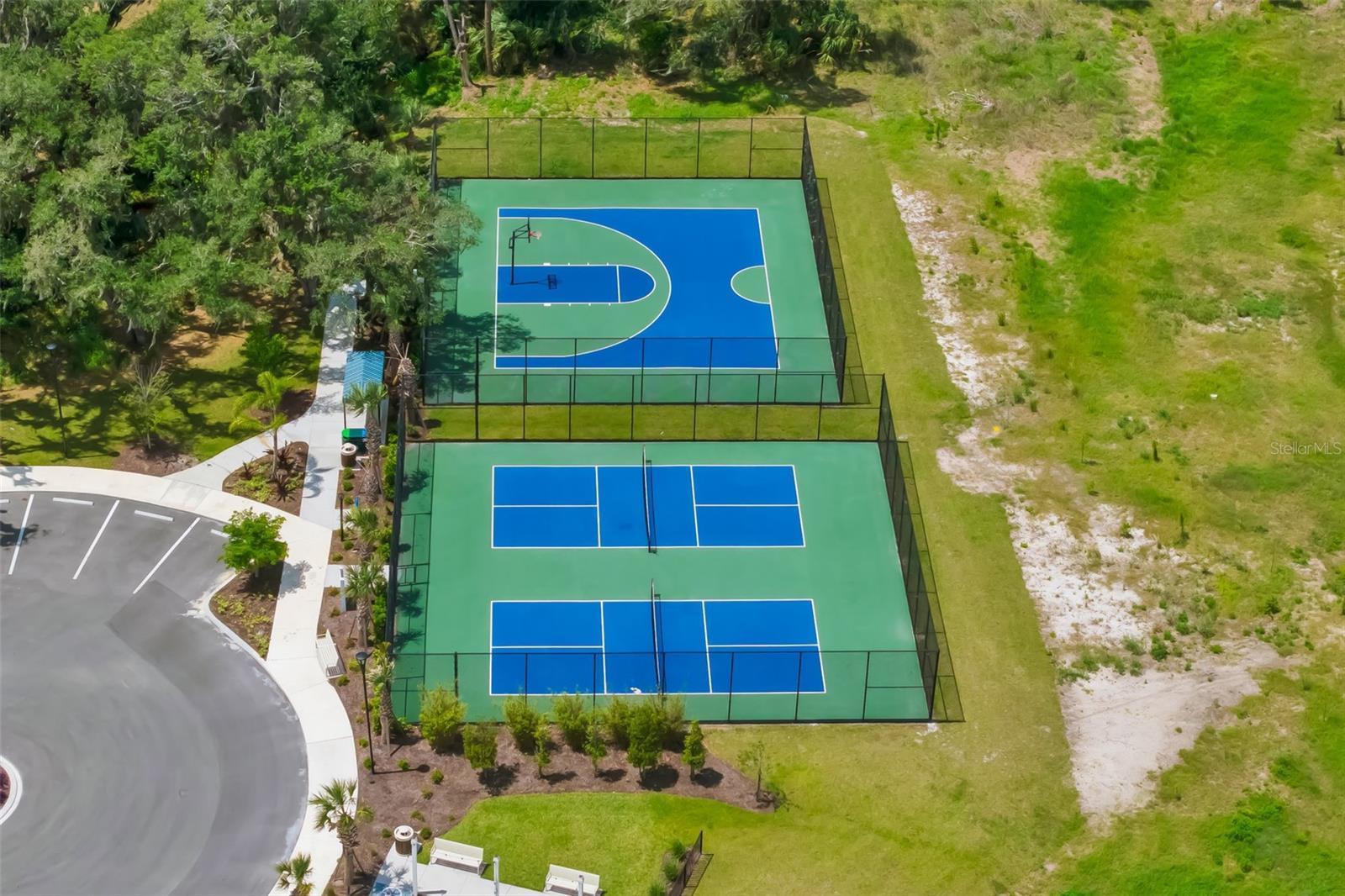 Image 45 of 49 For 14086 Ginnie Springs Way