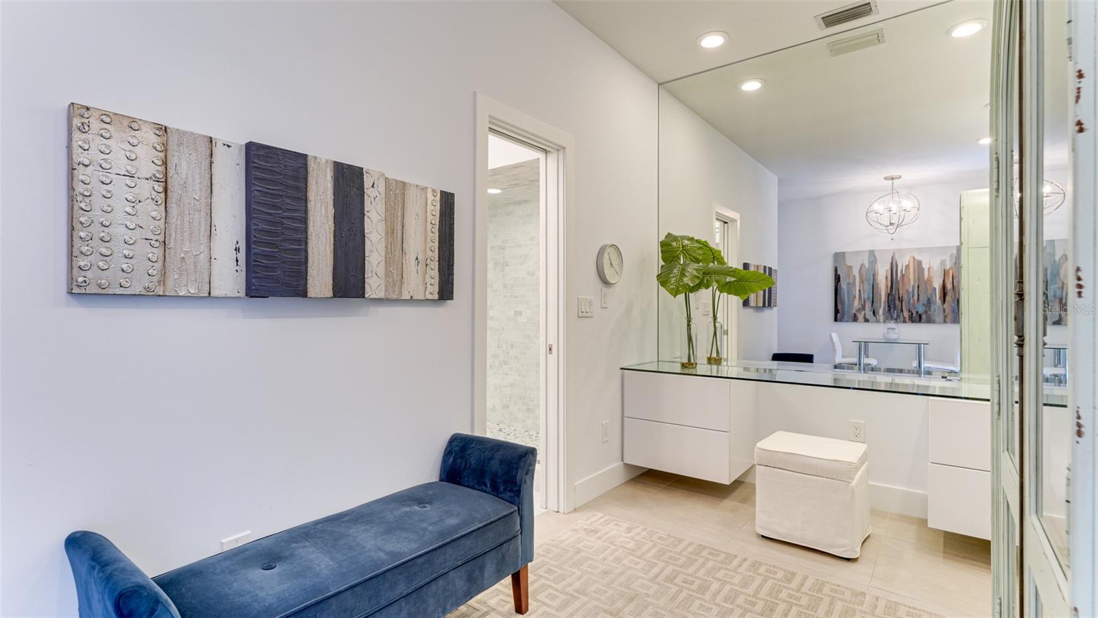 Image 17 of 44 For 51 Macewen Drive 5