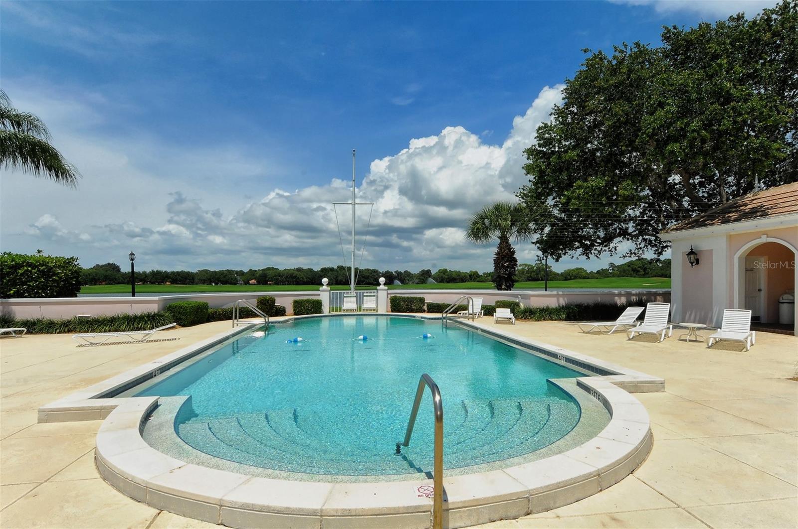 Image 27 of 44 For 51 Macewen Drive 5