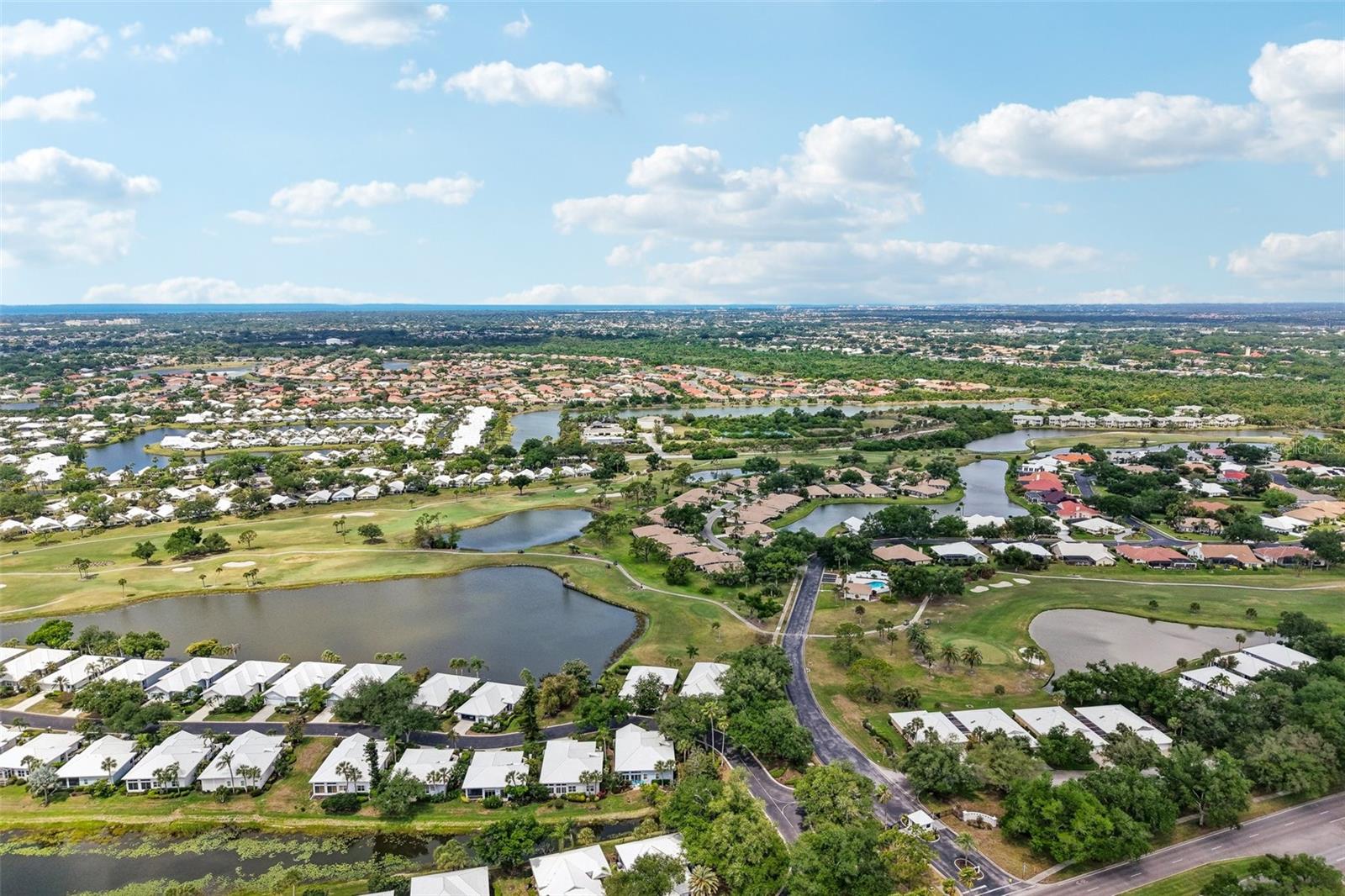 Image 42 of 50 For 667 Crossfield Circle 1