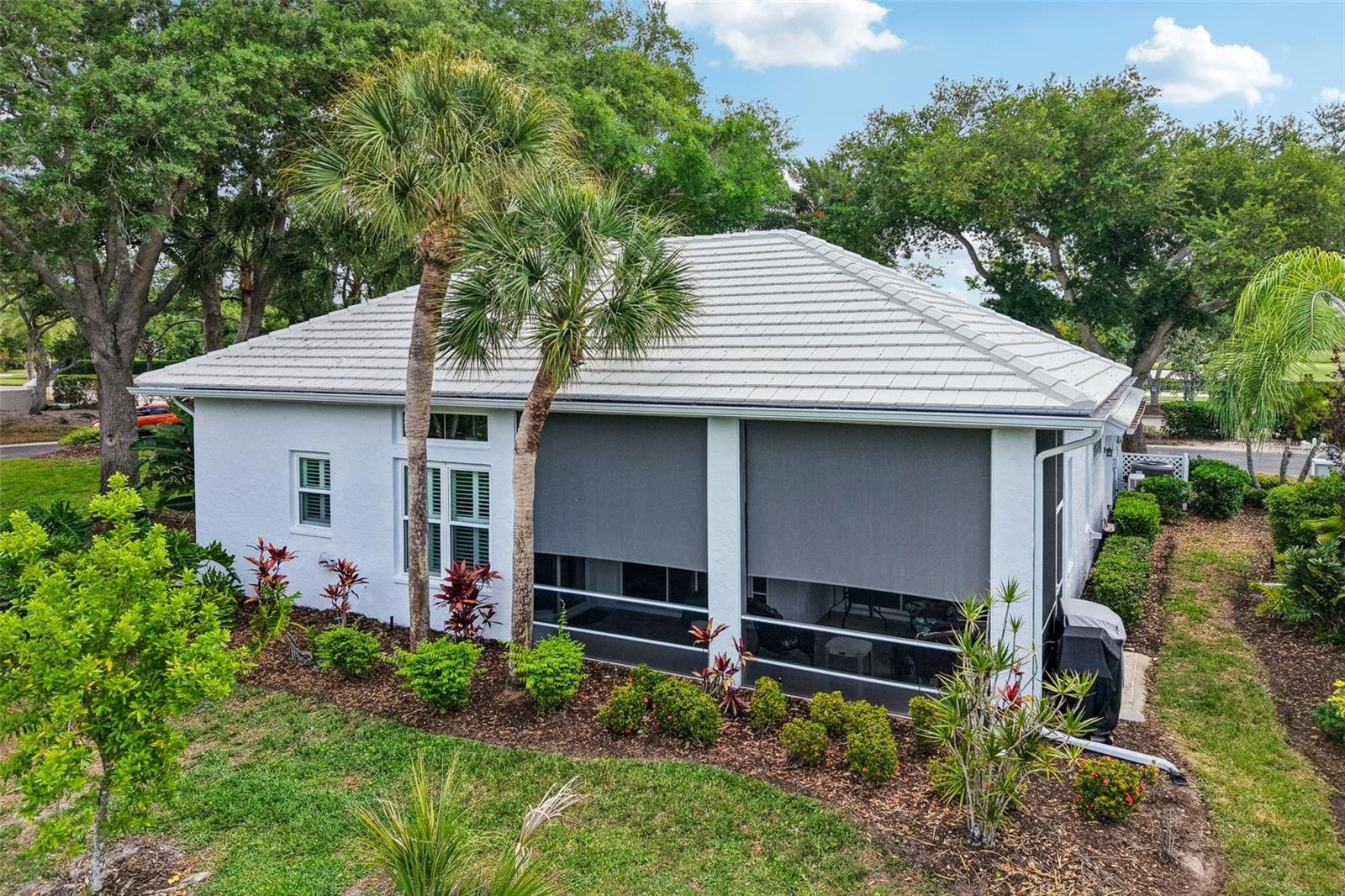 Image 49 of 50 For 667 Crossfield Circle 1