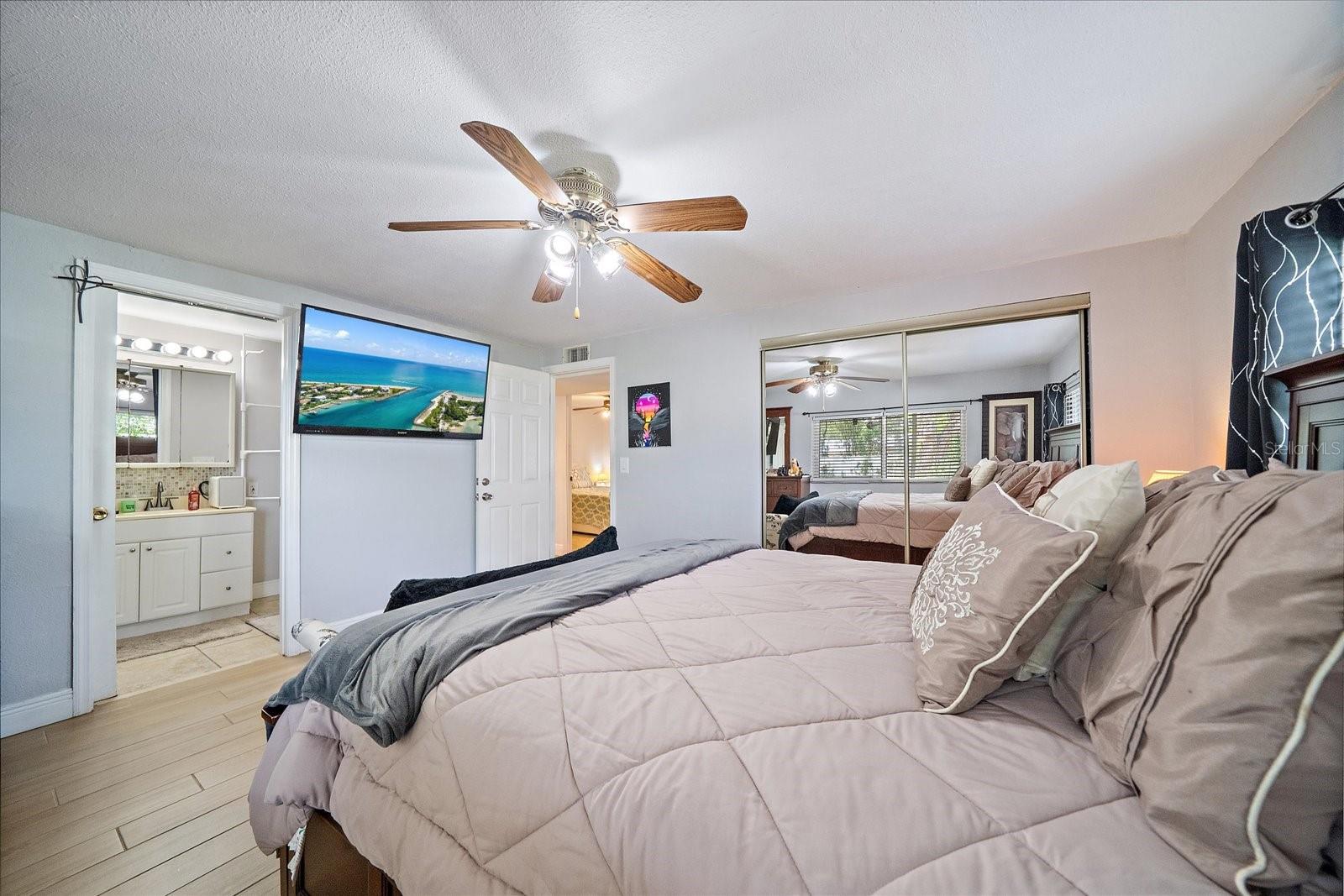 Image 12 of 29 For 2503 53rd Avenue W