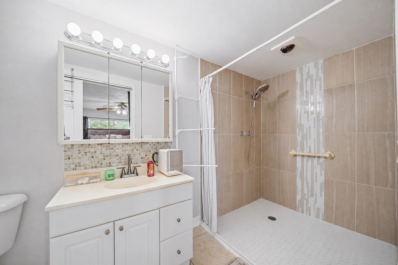 Image 13 of 29 For 2503 53rd Avenue W