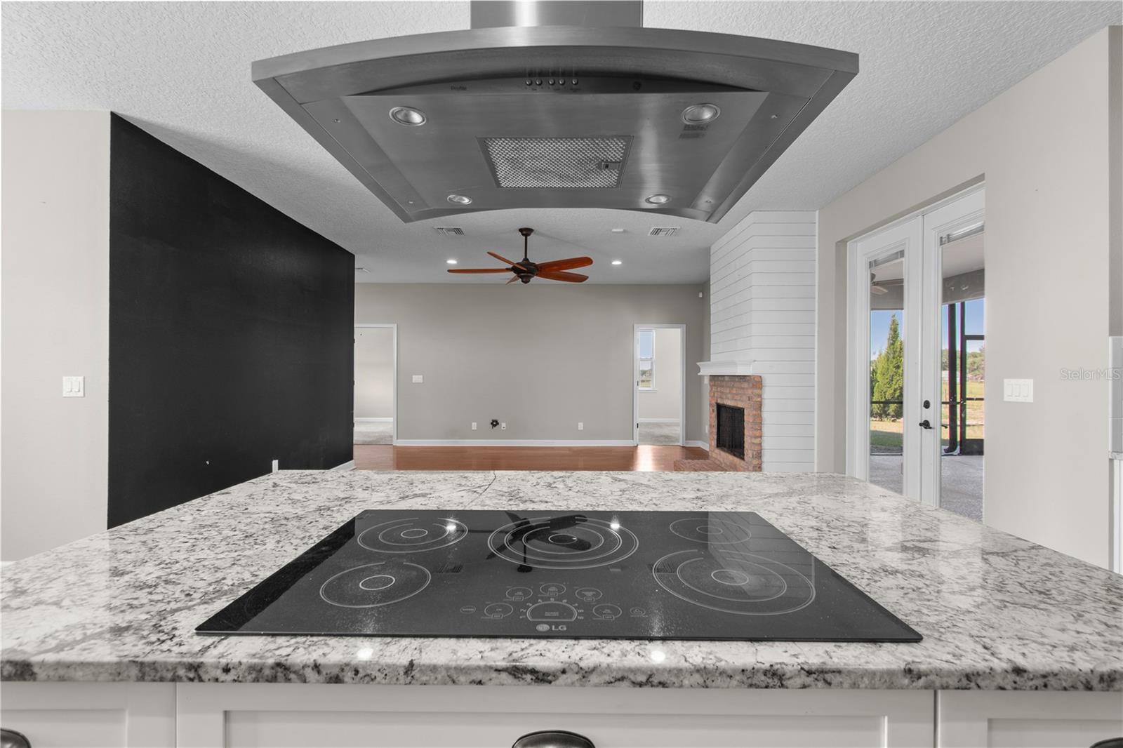 Image 22 of 91 For 14805 Us-301 N