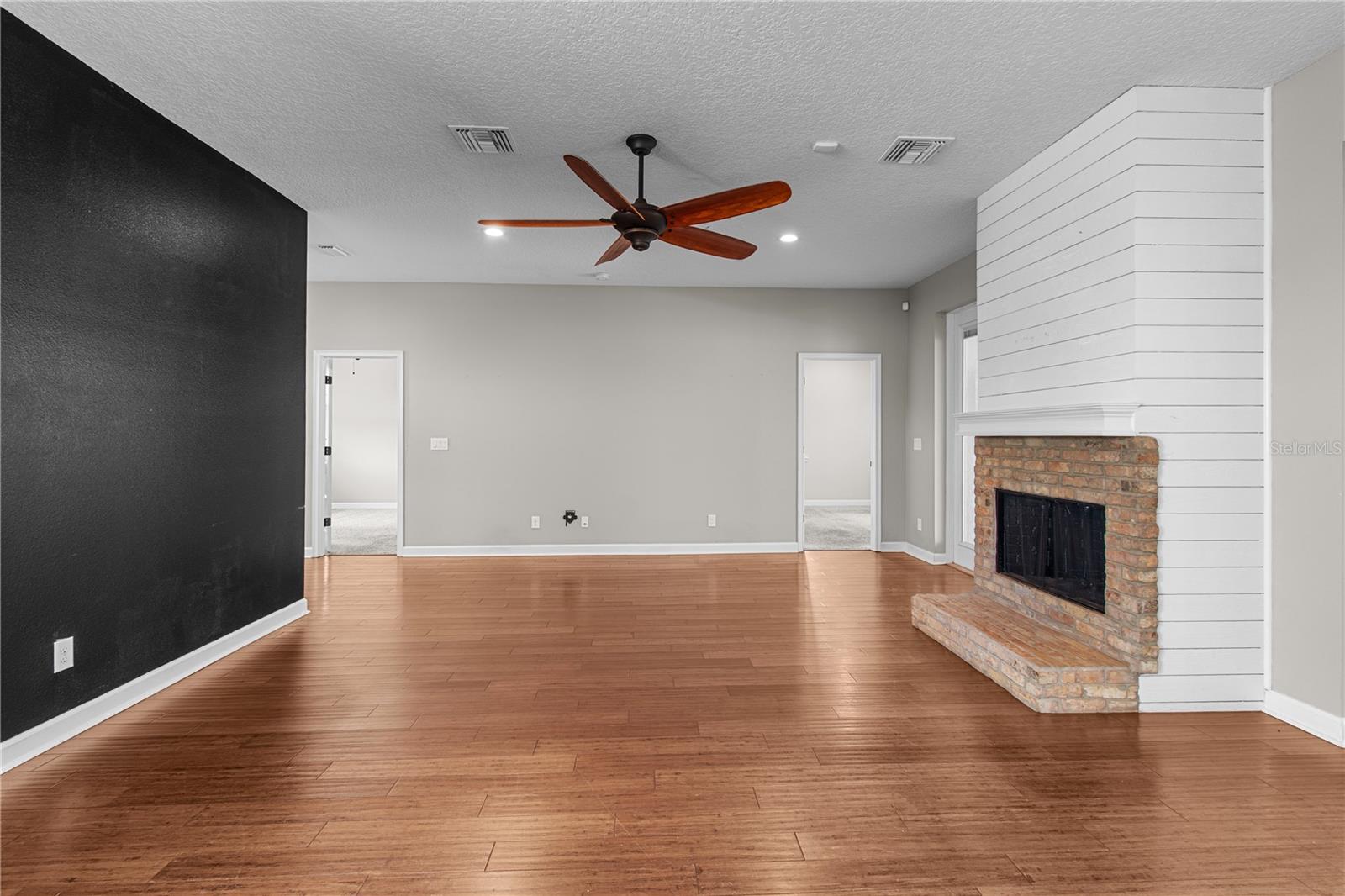 Image 32 of 91 For 14805 Us-301 N