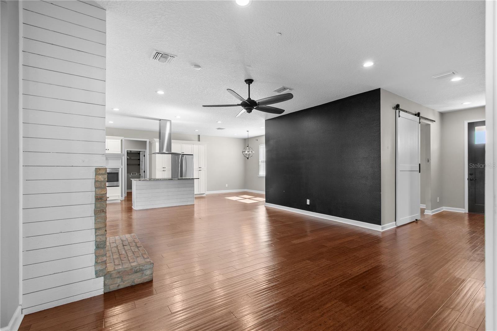 Image 34 of 91 For 14805 Us-301 N