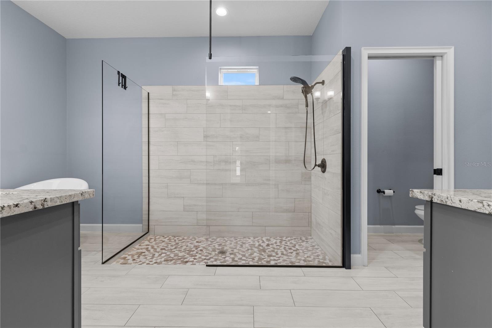 Image 43 of 91 For 14805 Us-301 N