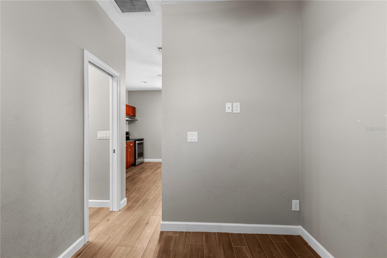 Image 77 of 91 For 14805 Us-301 N