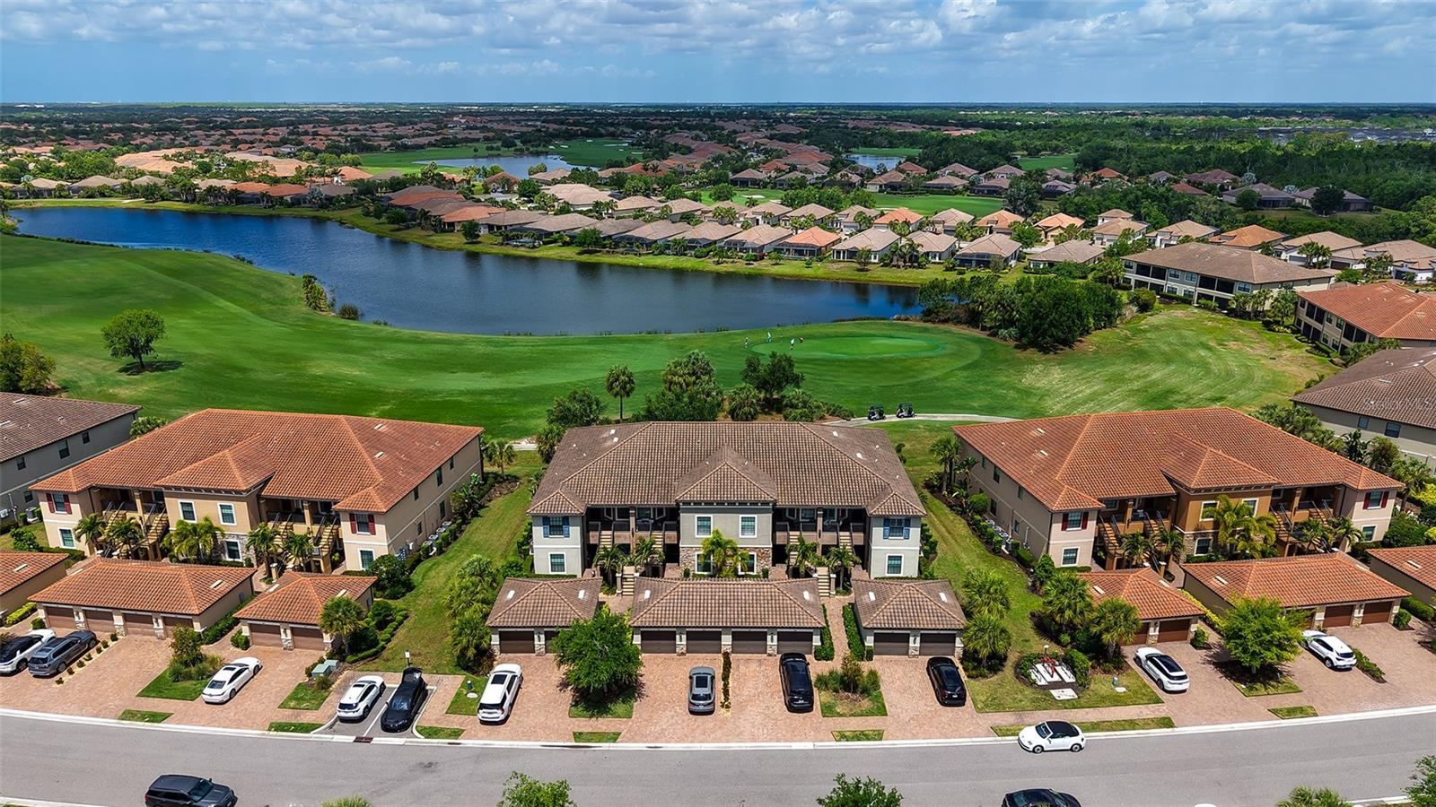 Image 2 of 78 For 13731 Messina Loop 102